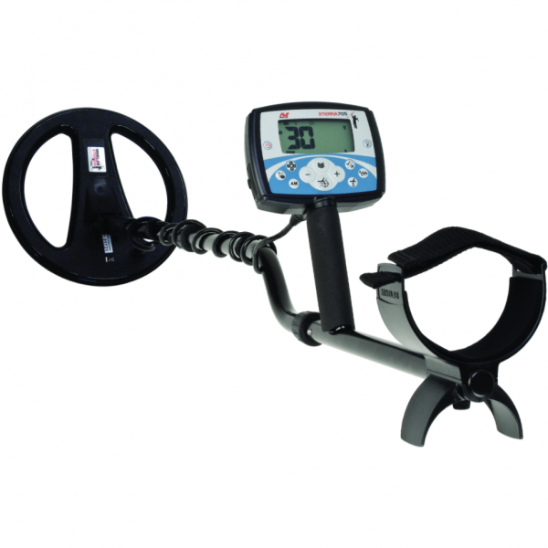 Minelab x-terra 705 Showmodel als nieuw in doos met gratis kotelefoon en vondstentas.