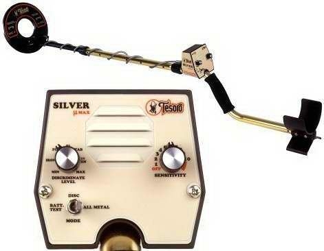 Tesoro silver umax Showmodel als nieuw in doos met gratis kotelefoon en vondstentas.